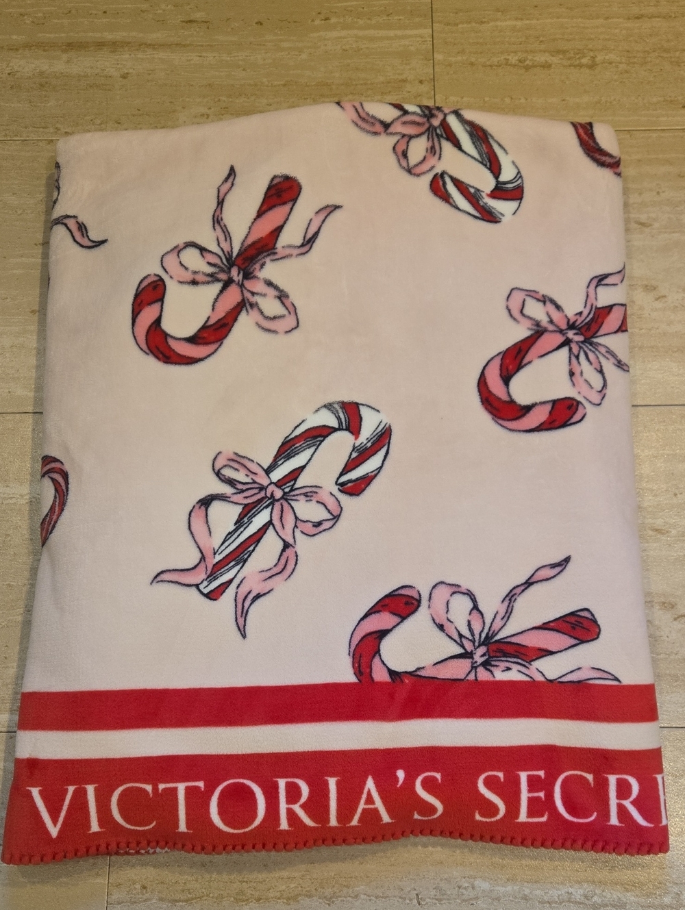 Victoria's Secret 2025 Red/Pink Holiday Ribbon/Candy Cane Plush Sherpa Blanket